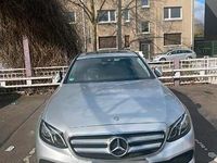 Gebraucht Mercedes E220 Avantgarde 194 PS (142 kW) 2016 Silber Limousine
