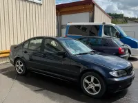 Gebraucht BMW 318 M Sport 143 PS (105 kW) 2004 Blau Limousine