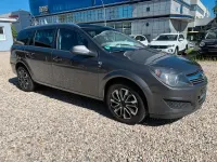 Gebraucht Opel Astra Edition 110 PS (80 kW) 2010 Grau Limousine