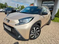 Gebraucht Toyota Aygo X Pulse 72 PS (52 kW) 2023 Beige SUV