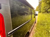 Gebraucht Opel Vivaro 117 PS (86 kW) 2011 Schwarz Van / Kleinbus