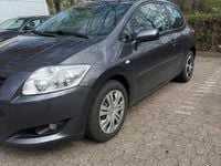 Gebraucht Toyota Auris 124 PS (91 kW) 2008 Grau Kleinwagen