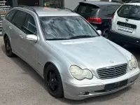 Gebraucht Mercedes C220 Avantgarde 143 PS (105 kW) 2001 Silber Limousine