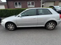 Gebraucht Audi A3 102 PS (75 kW) 2001 Silber Kleinwagen