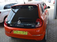 Gebraucht Renault Twingo Vibes 60 kW (82 PS) 2020 Valencia orange Kleinwagen