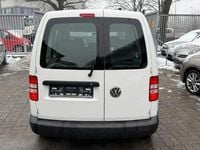 Second-hand VW Caddy Comfortline 102 CP (75 kW) 2015 Alb Monovolum