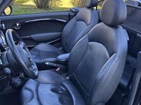 Gebraucht Mini Cooper Cabriolet 122 PS (89 kW) 2015 Schwarz Cabrio