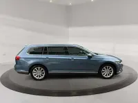Gebraucht VW Passat Highline 150 PS (110 kW) 2015 Blau Kombi