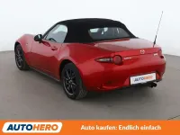 Gebraucht Mazda MX5 Exclusive-Line 131 PS (96 kW) 2016 Rot Cabrio