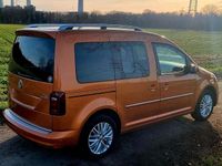 Gebraucht VW Caddy Highline 110 PS (80 kW) 2016 Orange Van / Kleinbus