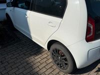 Gebraucht VW up! 60 PS (44 kW) 2015 Weiß Kleinwagen