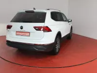 Gebraucht VW Tiguan Allspace Life 150 PS (110 kW) 2022 Weiß SUV