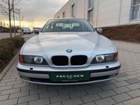 Second-hand BMW 523 170 CP (125 kW) 2000 Argintiu Berlinǎ