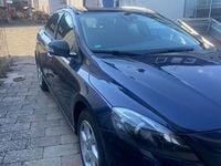 Gebraucht Volvo V40 CC 190 PS (139 kW) 2015 Blau Kombi