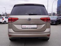 Gebraucht VW Touran Join 150 PS (110 kW) 2019 Beige met. Van / Kleinbus