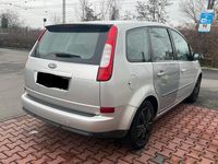 Gebraucht Ford Focus Ghia 125 PS (91 kW) 2006 Silber Kombi