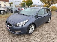 Gebraucht Kia Ceed 90 PS (66 kW) 2014 Blau Kleinwagen