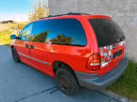 Gebraucht Chrysler Voyager 150 PS (110 kW) 2000 Rot Van / Kleinbus