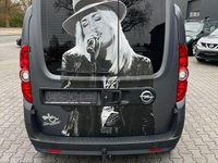 Second-hand Opel Combo 120 CP (88 kW) 2017 Albastru Monovolum