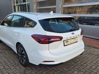 Gebraucht Ford Focus Titanium 116 PS (85 kW) 2024 Weiß Limousine