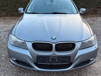Gebraucht BMW 318 143 PS (105 kW) 2011 Grau Kombi