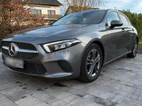 Gebraucht Mercedes A180 Progressive 136 PS (100 kW) 2020 Grau Kleinwagen