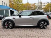 Gebraucht Mini John Cooper Works 231 PS (169 kW) 2023 Melting silver iii Kleinwagen
