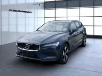 Gebraucht Volvo V60 Plus 197 PS (144 kW) 2023 Denim blue (metallic) Kombi