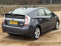 Gebraucht Toyota Prius Business Edition 99 PS (72 kW) 2013 Grau Limousine