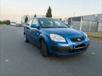Gebraucht Kia Rio 82 PS (60 kW) 2007 Blau Kleinwagen