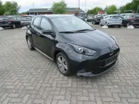 Używany Mazda 2 Exclusive-Line 92 KM (67 kW) 2025 Czarny Hatchback