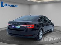 Gebraucht Skoda Superb Style 150 PS (110 kW) 2019 Schwarzmagic perleffekt (metallic) Limousine