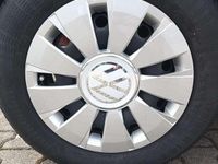 Gebraucht VW up! Basis 65 PS (47 kW) 2022 Tornadorot Kleinwagen