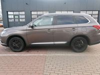 gebraucht Mitsubishi Outlander 2.0 Benzin Diamant Edition 2WD