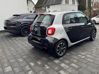 Gebraucht Smart ForFour Passion 71 PS (52 kW) 2014 Schwarz Kleinwagen
