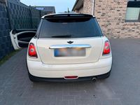 Usado Mini ONE 100 HP (73 kW) 2010 Bege Citadino