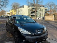 Gebraucht Peugeot 206+ 75 PS (55 kW) 2010 Schwarz Kleinwagen
