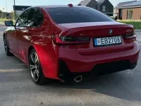 Gebraucht BMW 330e M Sport 292 PS (214 kW) 2023 Rot Limousine
