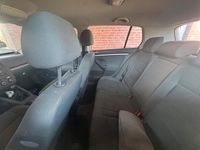 Second-hand VW Golf IV 2005 Argintiu Hatchback