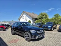 Gebraucht Mercedes GLC400d 330 PS (242 kW) 2022 Schwarz/baltic black SUV