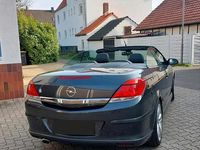 Gebraucht Opel Astra Cabriolet 140 PS (102 kW) 2009 Grau Cabrio