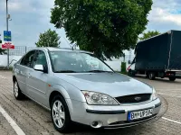 Gebraucht Ford Mondeo 145 PS (106 kW) 2001 Silber Limousine