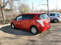 Gebraucht Toyota Verso 126 PS (92 kW) 2009 Rot Van / Kleinbus