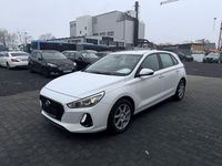 Gebraucht Hyundai i30 Trend 140 PS (102 kW) 2017 Weiß Limousine
