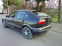 Second-hand Seat Leon 105 CP (77 kW) 2004 Negru Hatchback