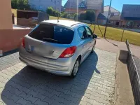 Gebraucht Peugeot 207 Urban Move 95 PS (69 kW) 2011 Silber Kleinwagen