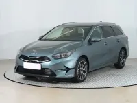 Gebraucht Kia Ceed Gold 140 PS (102 kW) 2025 Grau Kleinwagen