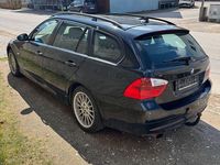 Gebraucht BMW 318 143 PS (105 kW) 2006 Schwarz Kombi