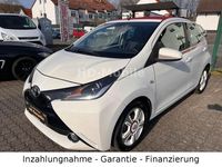 Gebraucht Toyota Aygo 69 PS (50 kW) 2017 Weiß Kleinwagen