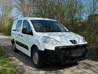 Gebraucht Peugeot Partner 90 PS (66 kW) 2010 Weiß Van / Kleinbus